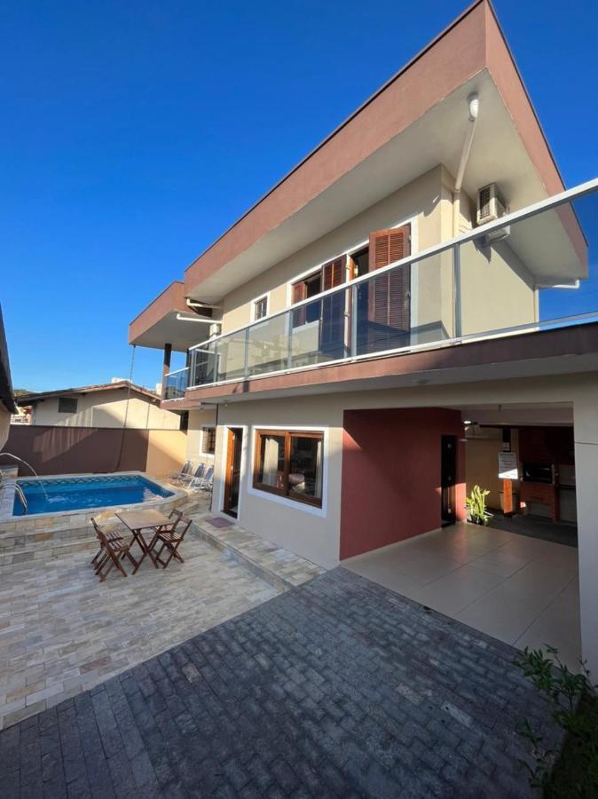 הוילה אובטובה Casa Centro Com Piscina מראה חיצוני תמונה