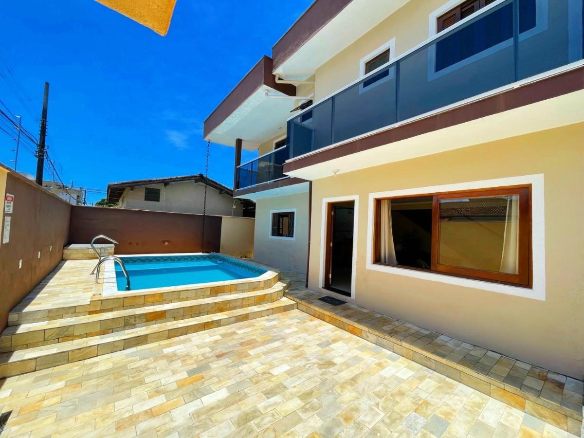 הוילה אובטובה Casa Centro Com Piscina מראה חיצוני תמונה